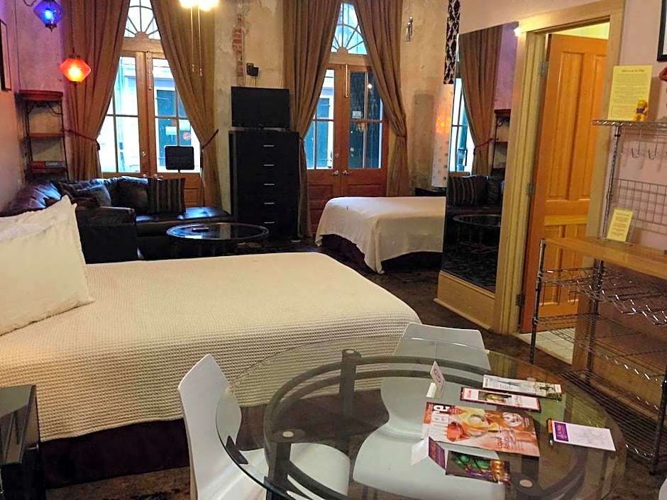 The Saint Philip Hotel