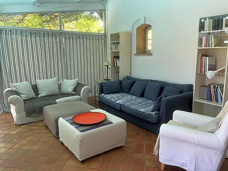 Agréable maison de 65 m2 avec grande piscine