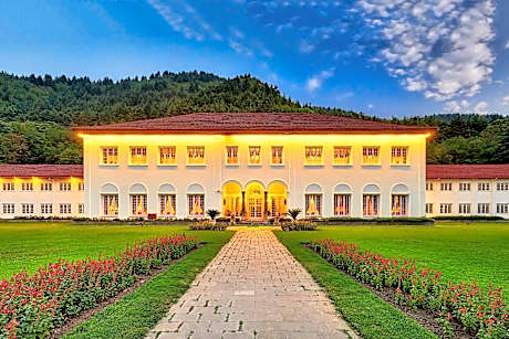 The LaLit Grand Palace Srinagar