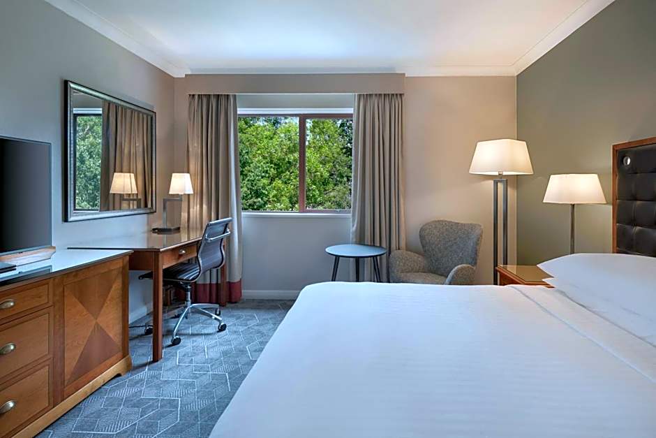 Delta Hotels by Marriott Waltham Abbey