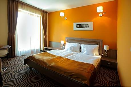 Sándor Hotel