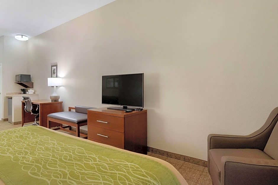 Comfort Inn & Suites Port Arthur-Port Neches