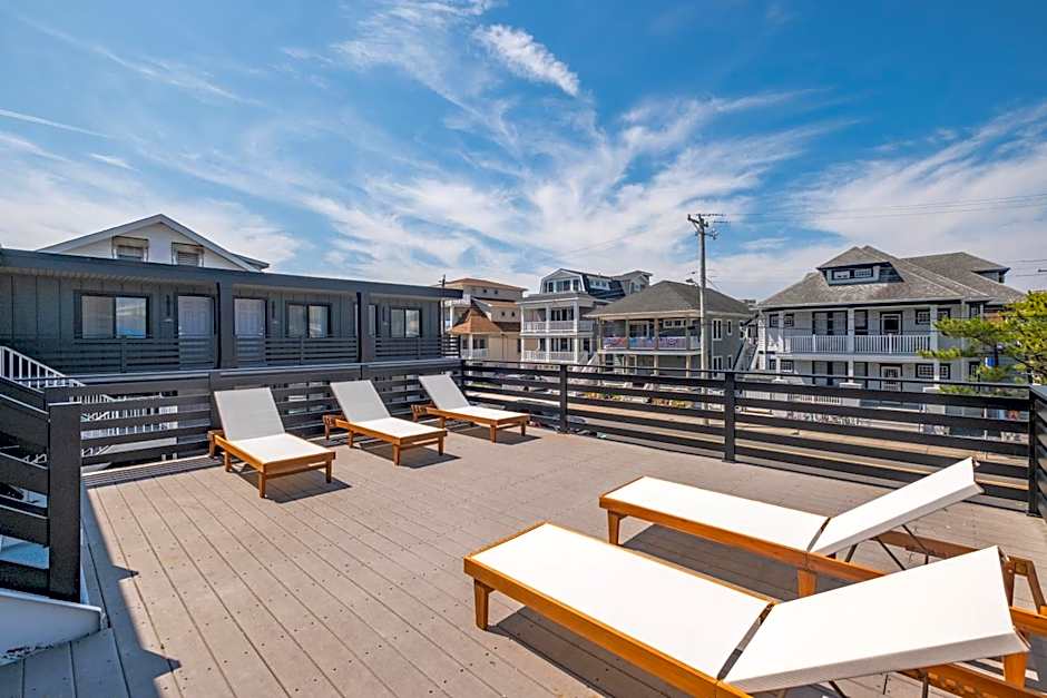 The Surf Club