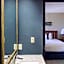 Wildwood Lodge & Suites