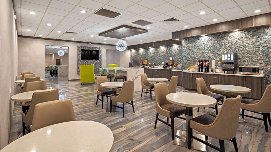 Best Western Plus Executive Residency Denver-Central Park Hotel