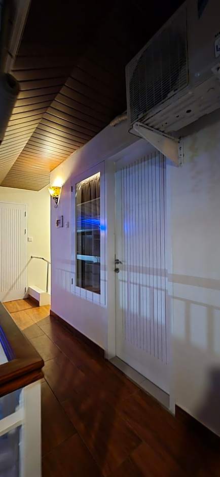 Gustav Bali Homestay and Massage