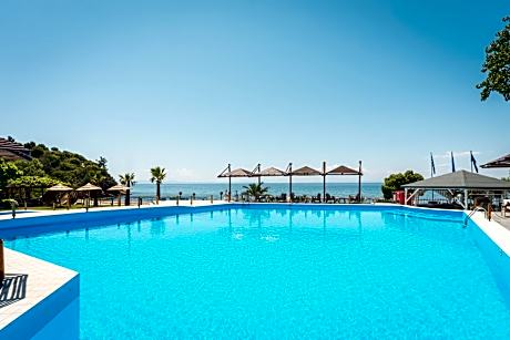 Kamari Beach Hotel