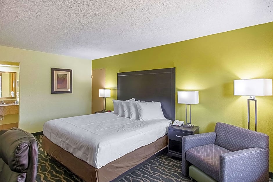 Clarion Inn Columbia Airport