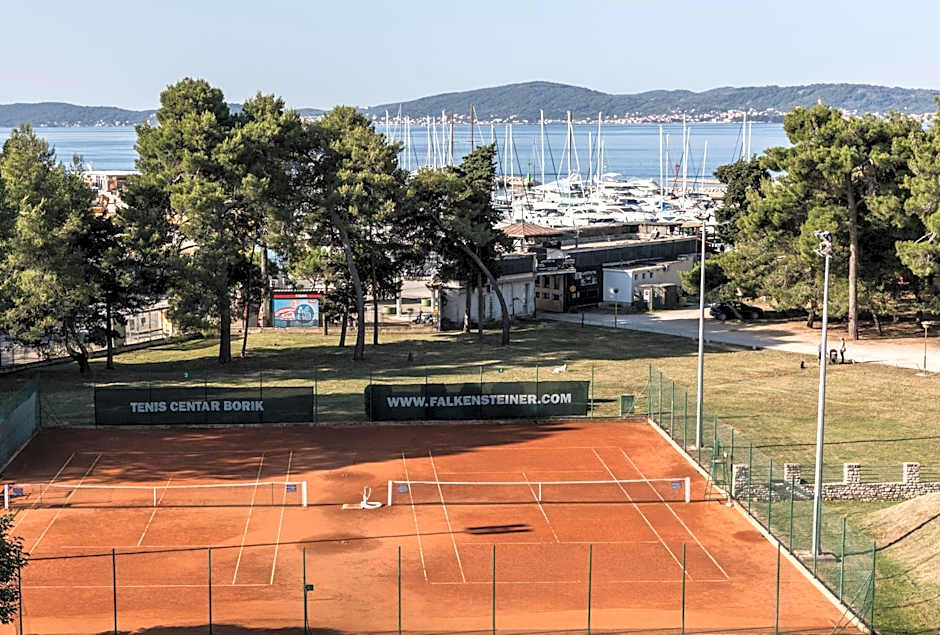 Falkensteiner Club Funimation Borik