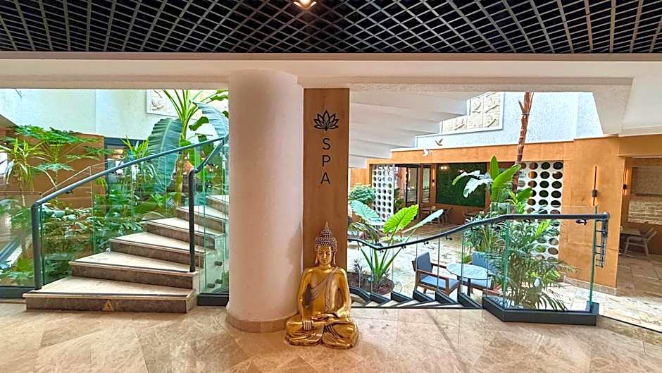 Blue Wave Suite Hotel