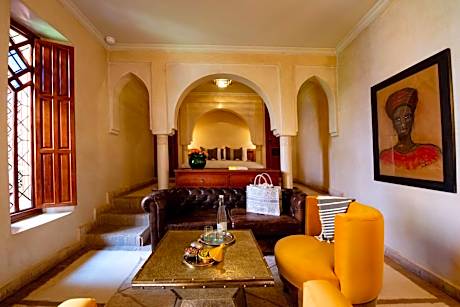 Deluxe Suite Limoun