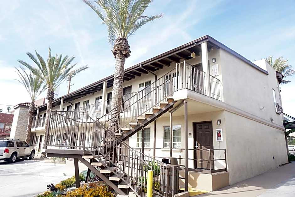 Tuscan Garden Inn