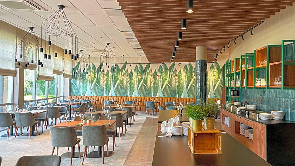 Hotel Victor Pruszkow DeSilva