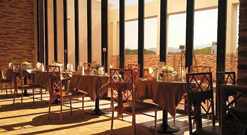 Hyunjin Tourist Hotel