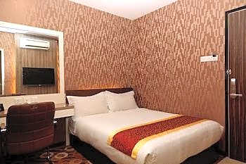 Golden Valley Hotel