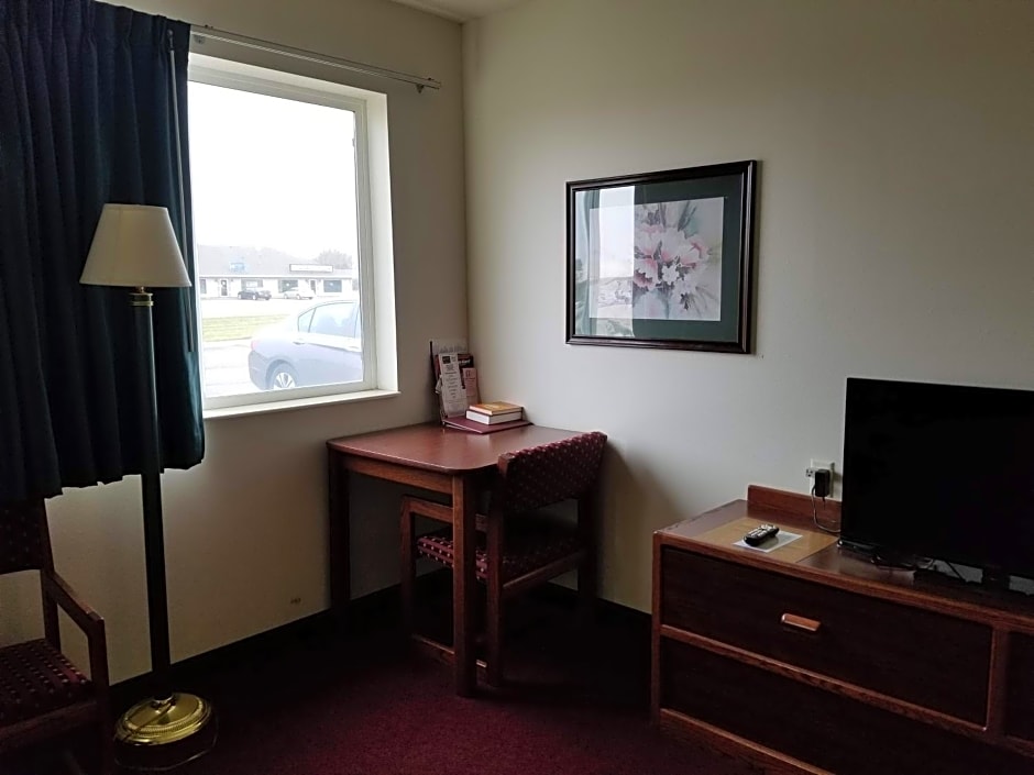 Bilmar Inn & Suites