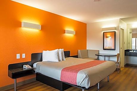 King Room - Disability Access