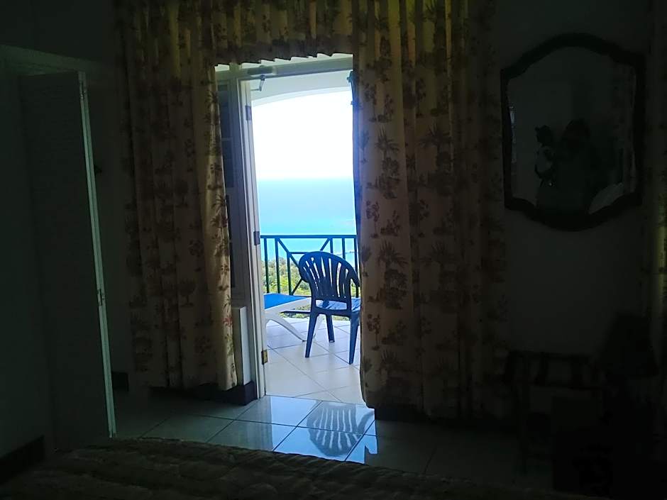 Pink Rock Inn Bed and Breakfast