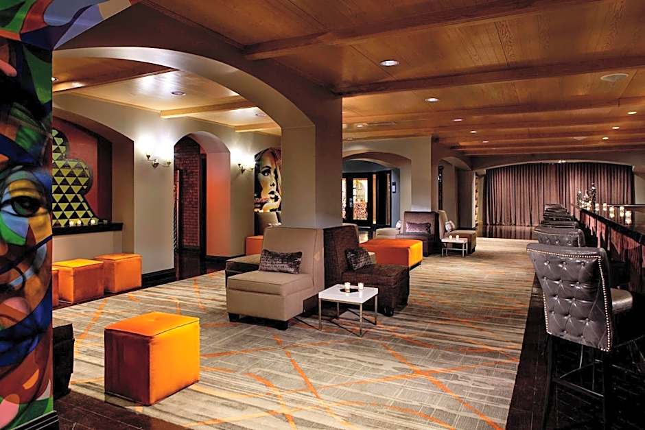 Renaissance Reno Downtown Hotel & Spa