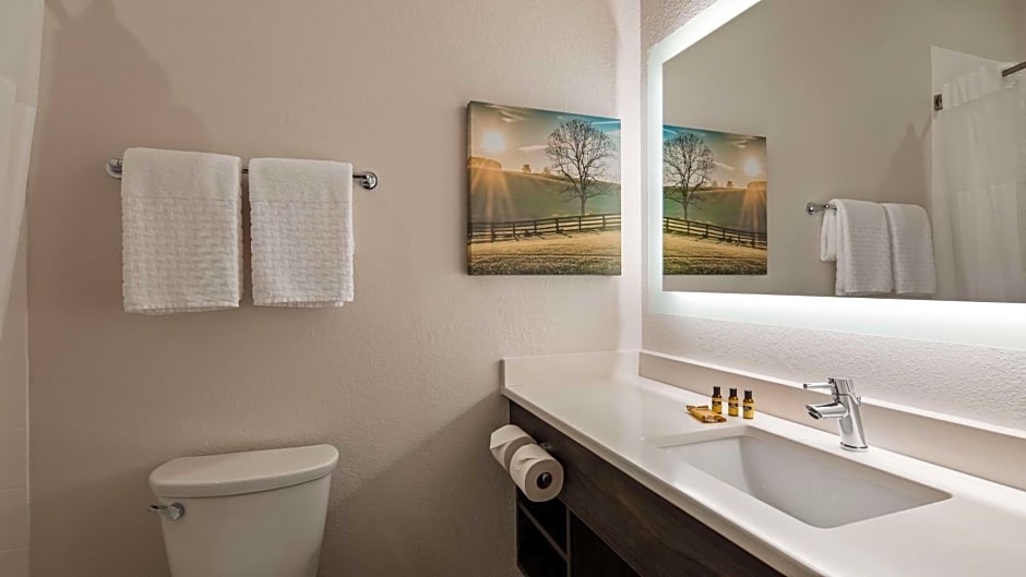 Best Western Plus Elizabethtown Inn & Suites