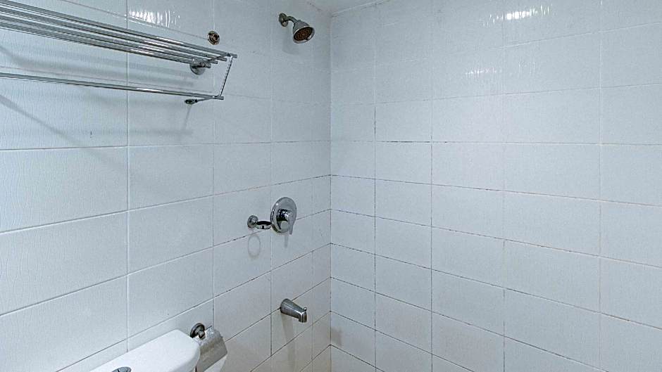 RedDoorz @ Gaea's Apartment Panglao