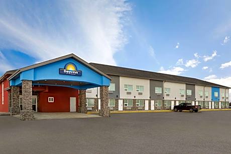 Days Inn by Wyndham Wainwright