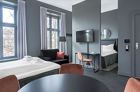 Executive Studio with Kitchen