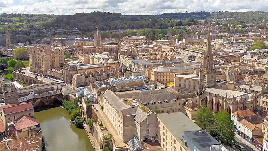 DoubleTree by Hilton Bath
