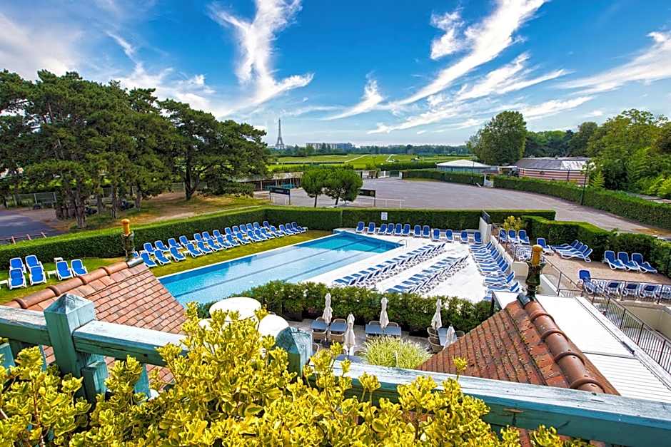 Renaissance Paris Hippodrome de St. Cloud Hotel