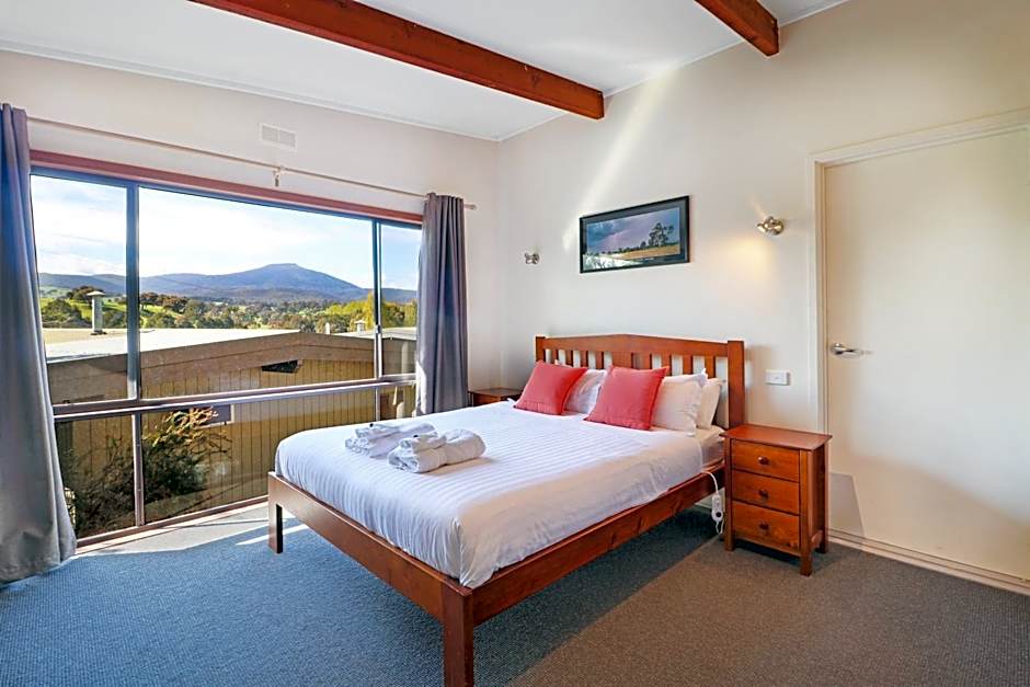 Off Mountain Accommodation