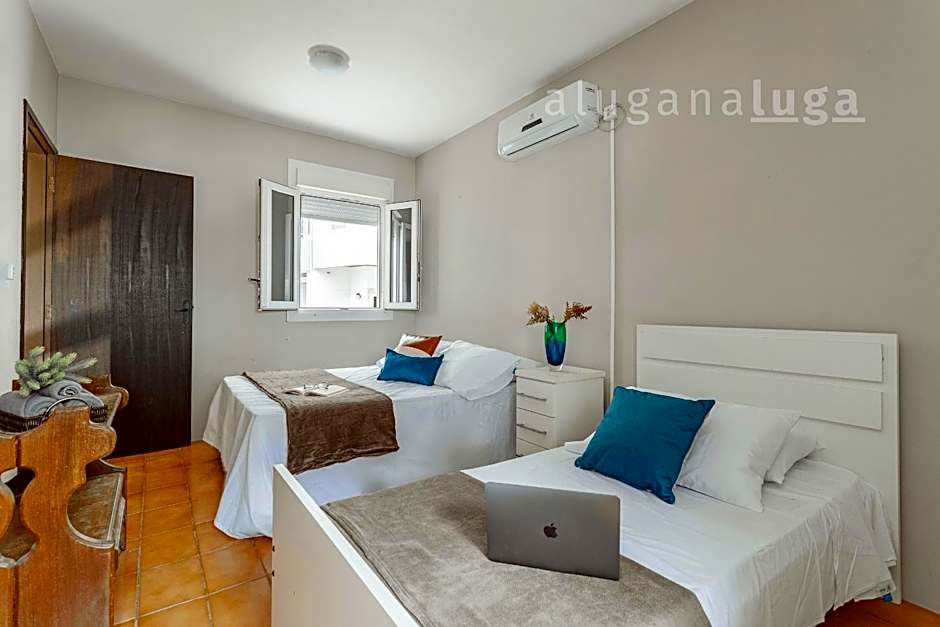 Ingleses Norte Residence - 2 Minutes from Beach