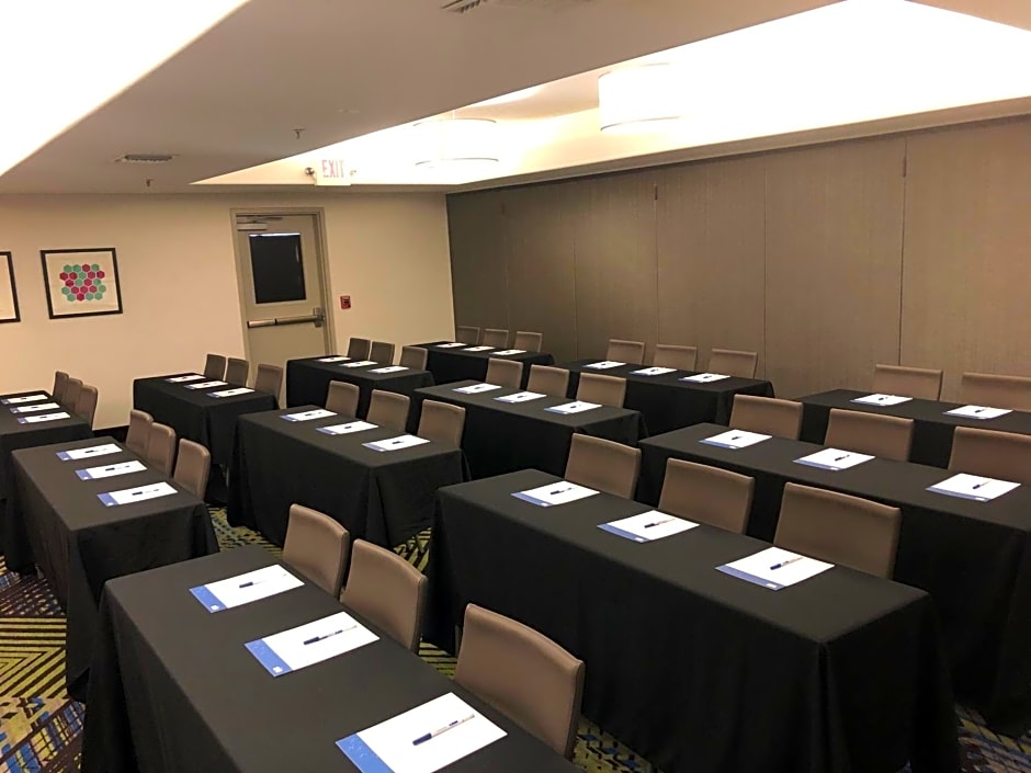 Holiday Inn Express Hotel & Suites Modesto-Salida By IHG