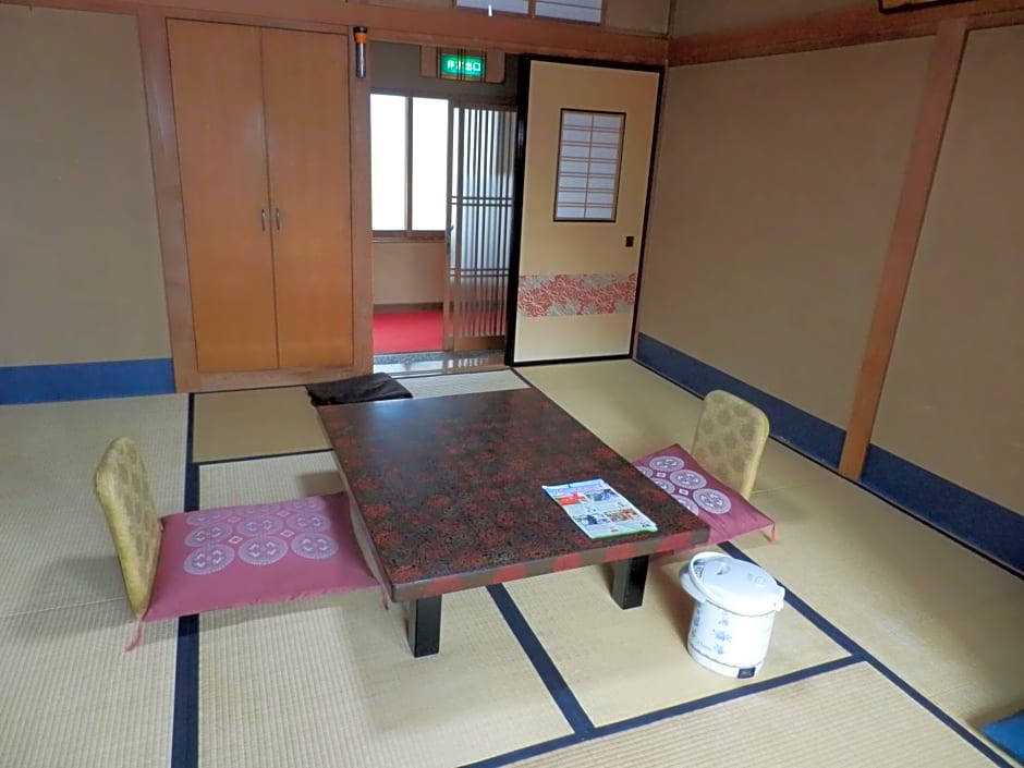Maruka Ryokan