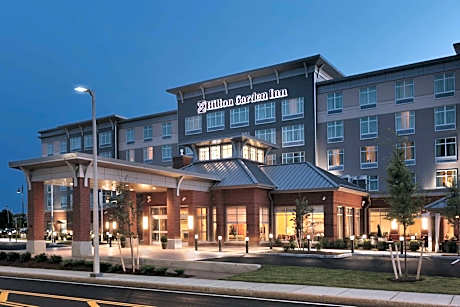 Hilton Garden Inn Boston Logan Airport