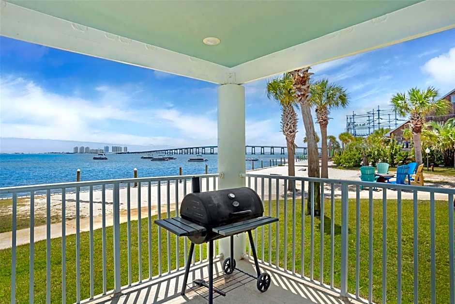 Best Western Navarre Waterfront