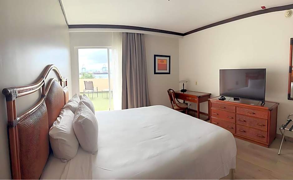 Radisson Colon 2,000 Hotel & Casino