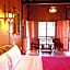 Lolita Bungalow
