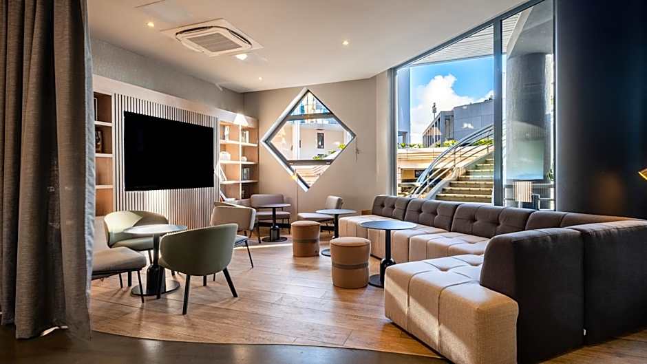 Campanile PRIME - Nice Airport