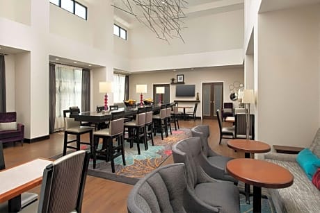 Hampton Inn By Hilton & Suites Tupelo/Barnes Crossing