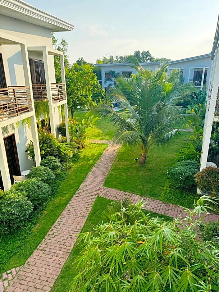 Red Picnic Hostel Panglao