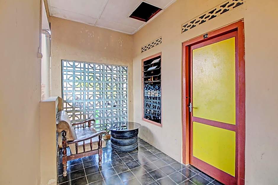 SPOT ON 92763 Hotel Melati Sukoasih