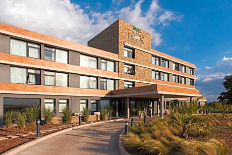 Salinas del Almiron Resort Termal