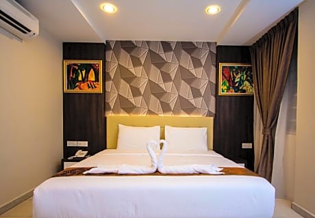 Premier Triple Room