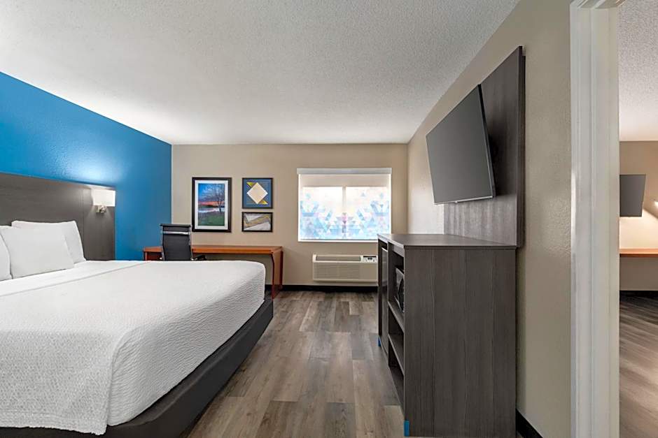 La Quinta Inn & Suites by Wyndham Chicago Tinley Park
