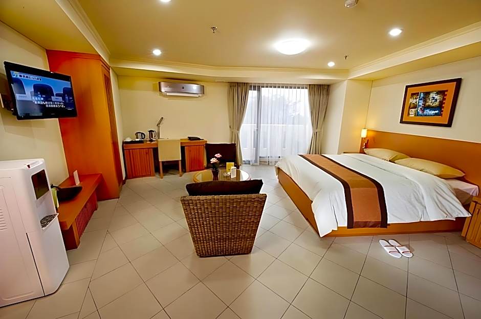 Puri Kiic Golf View Hotel