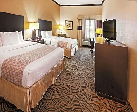 1 King Bed Non-Smoking