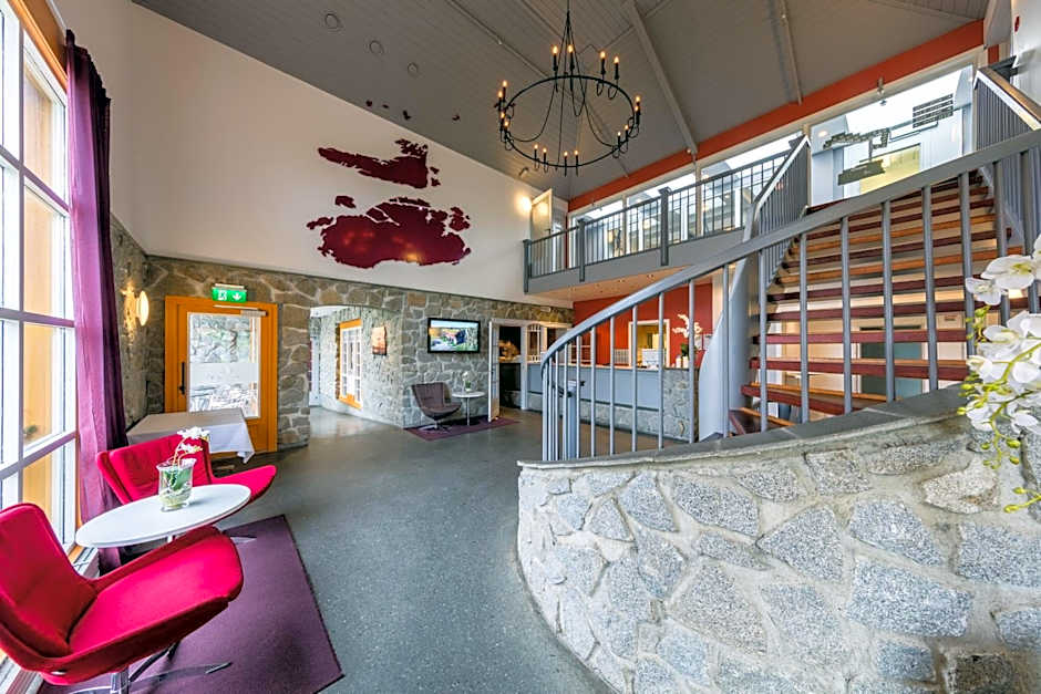 Dolmsundet Hotell Hitra