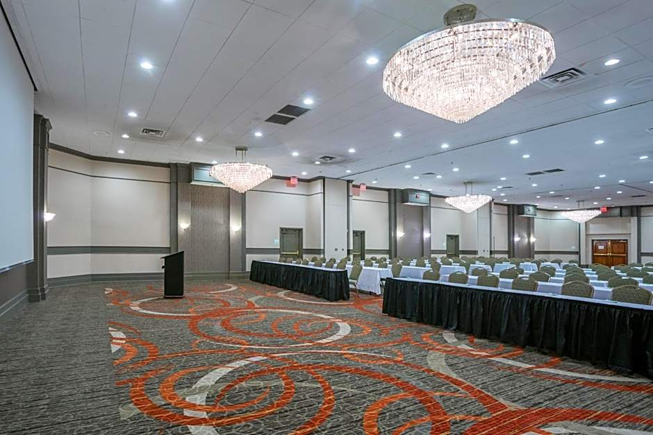 Holiday Inn Harrisburg I-81 By IHG