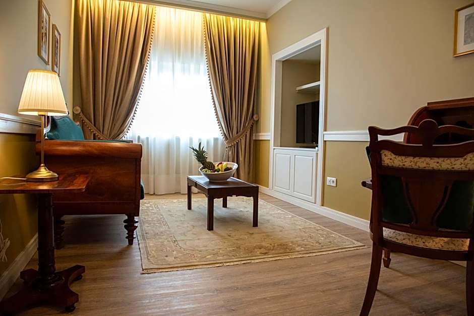 Luna Hotel de Tábua