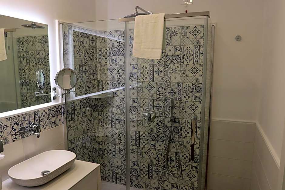 Bougainville Luxury Boutique Hotel